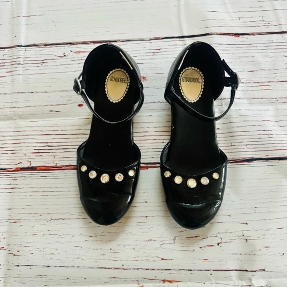 Girls Gymboree black shiny dress shoes! Size 2